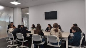 cum comunicam cu adolescentii